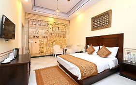 Aaram Baagh Maheshwar